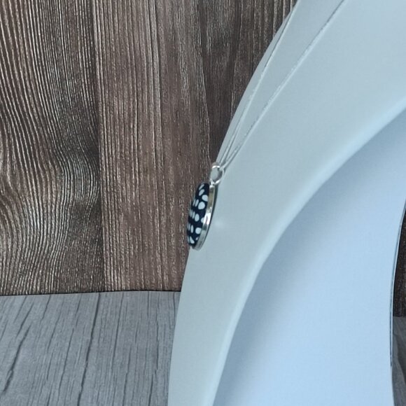 "Velka Bodka" UNESCO Heritage "Modrotlač" Blueprint Necklace - Artisan Crafted - Picture 2 of 6